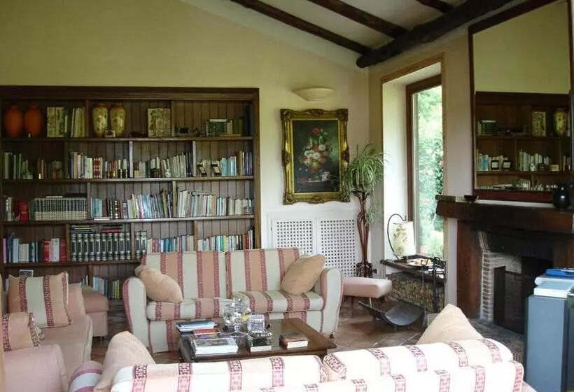 Majatalo Villa Colle Farnese