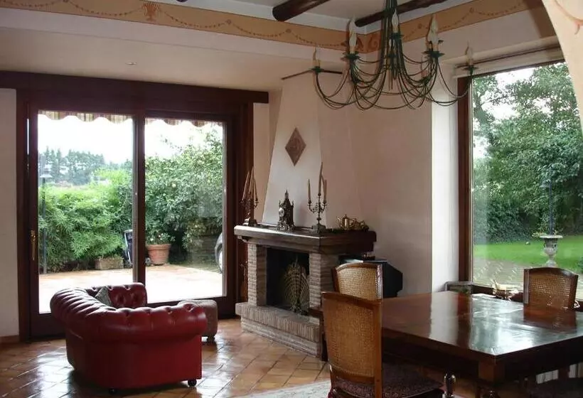 Majatalo Villa Colle Farnese