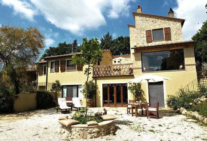 B&b And Wellness Il Pomario Di Montepiglio Resort Naturista