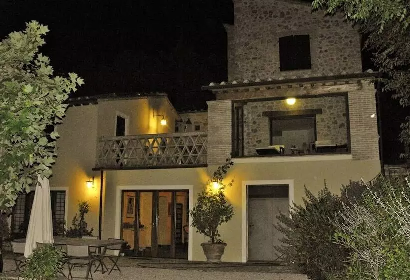 B&b And Wellness Il Pomario Di Montepiglio Resort Naturista