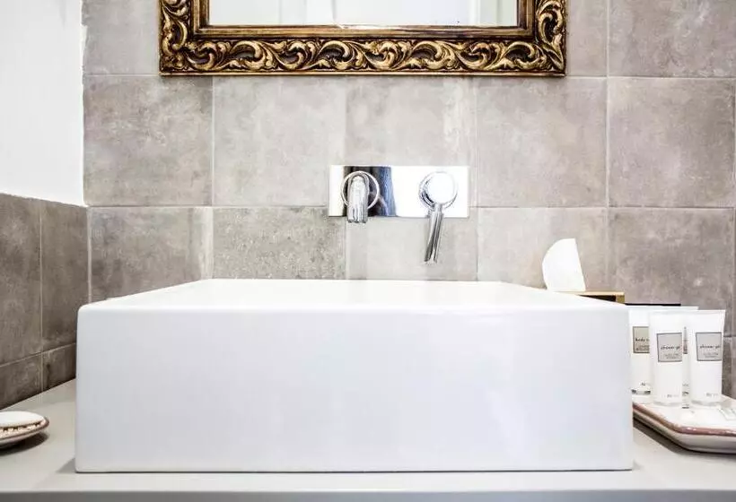 تختخواب و صبحانه Ciuritaormina Maison De Charme