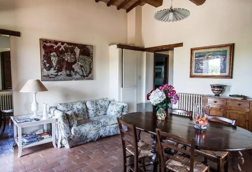 田舎風ホテル Agriturismo Belvedere Delle Crete