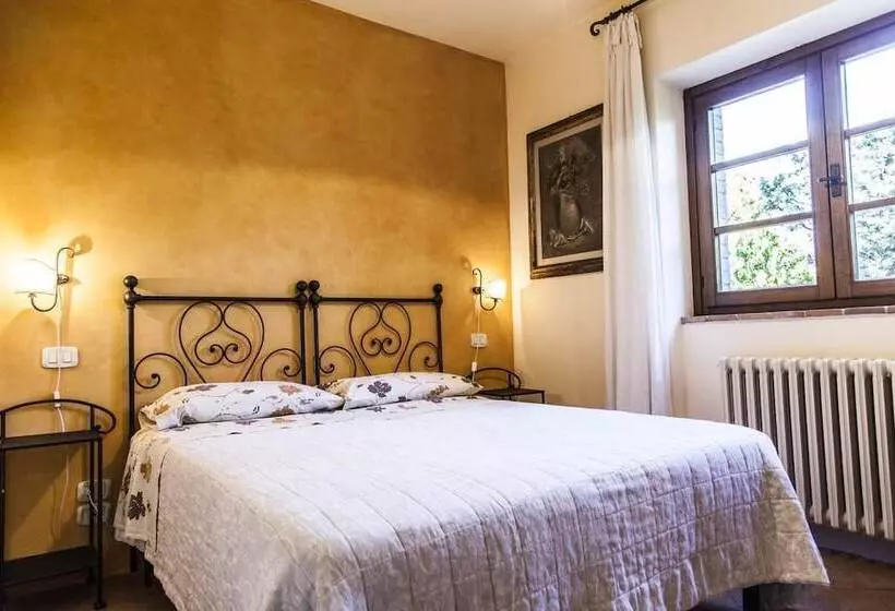 田舎風ホテル Agriturismo Belvedere Delle Crete