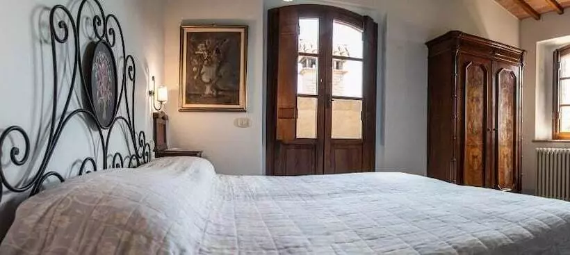 田舎風ホテル Agriturismo Belvedere Delle Crete