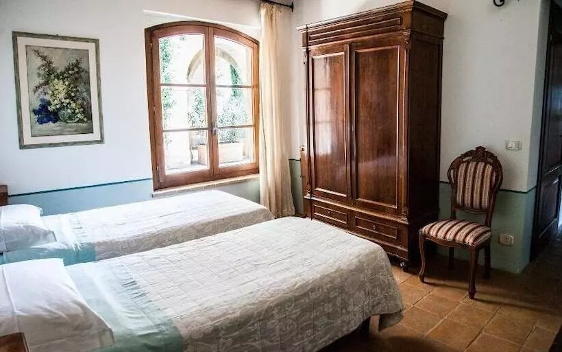 田舎風ホテル Agriturismo Belvedere Delle Crete