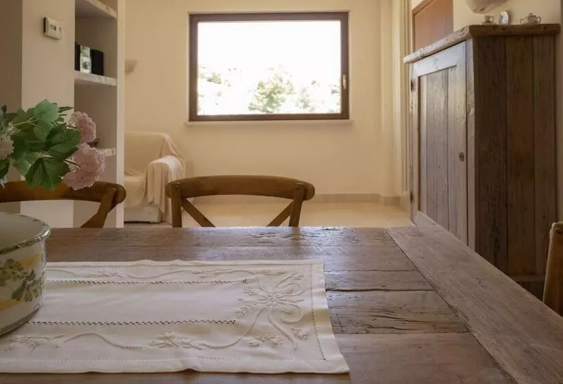 Aamiaismajoitus (B&B) Ulivo Centenario