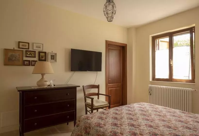 Aamiaismajoitus (B&B) Ulivo Centenario