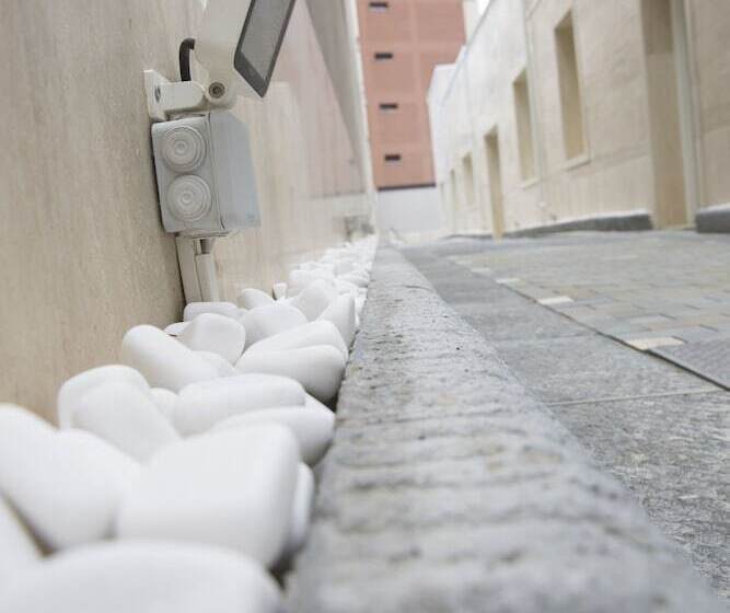 مسافرخانه Boutique Hotel Enia