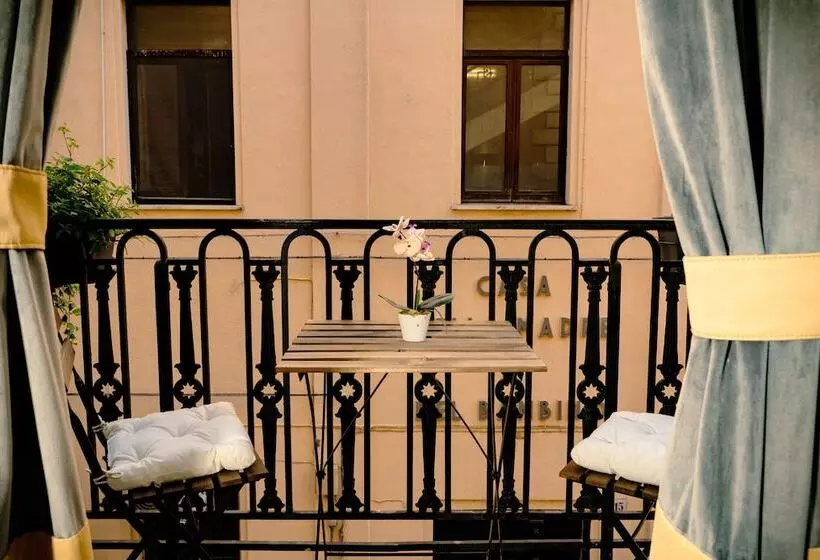 پانسیون Mammadada Charm Rooms