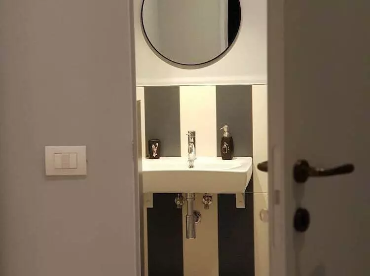 پانسیون Mammadada Charm Rooms