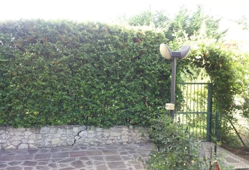 Aamiaismajoitus (B&B) I Gelsomini