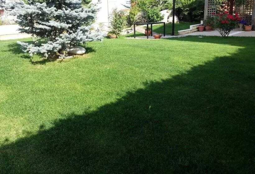 Aamiaismajoitus (B&B) I Gelsomini