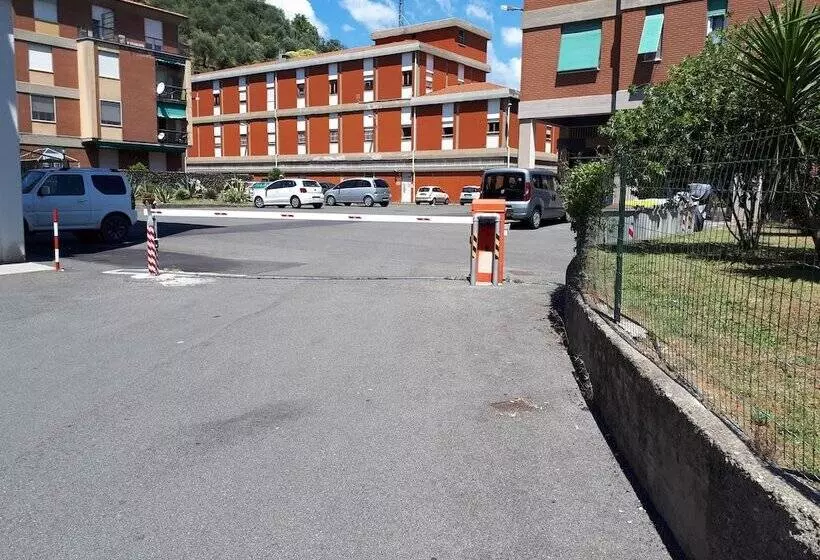 پانسیون Cà  Rossi City  House