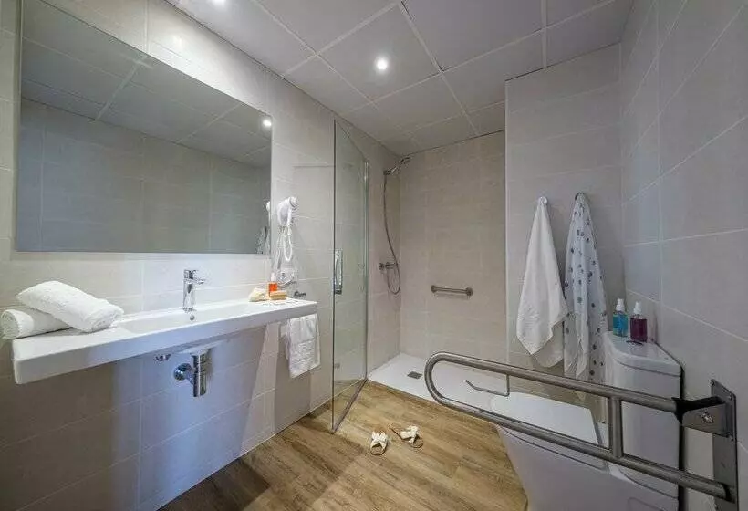 Aparthotel California