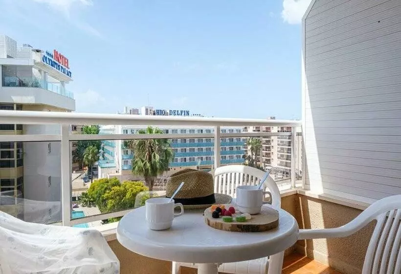 Aparthotel California