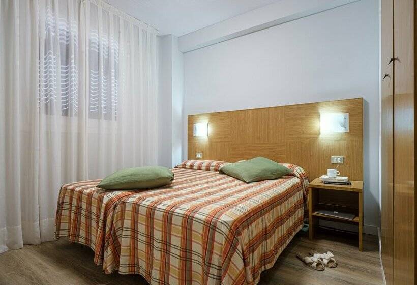 Aparthotel California