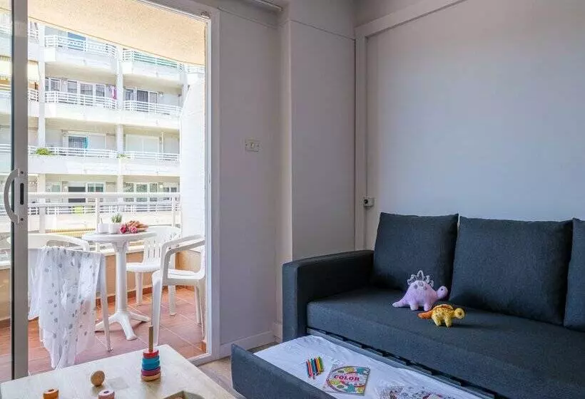 Aparthotel California