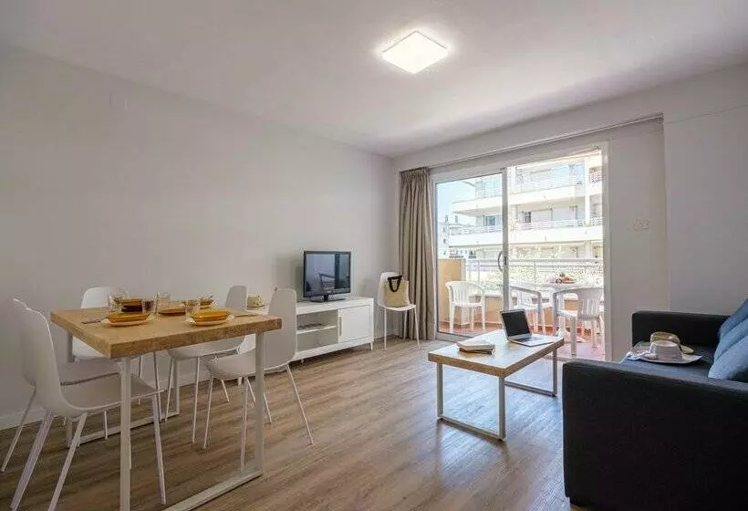 Aparthotel California