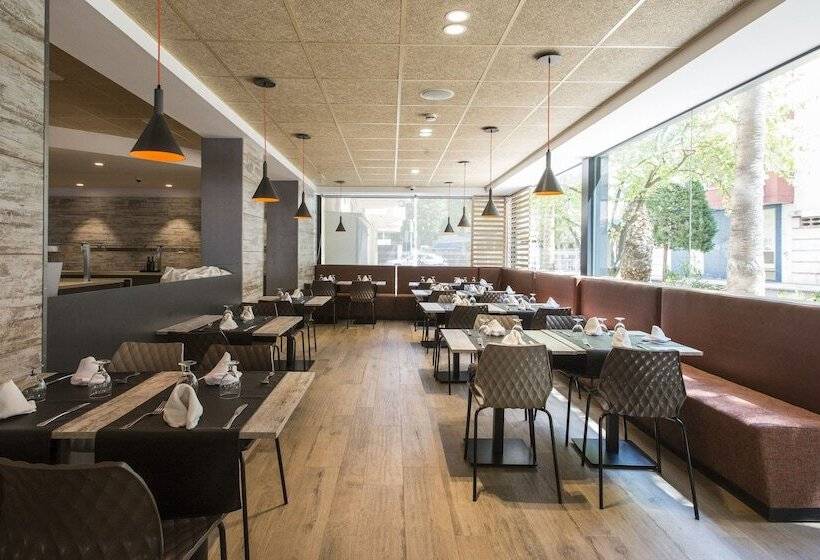 Aparthotel California