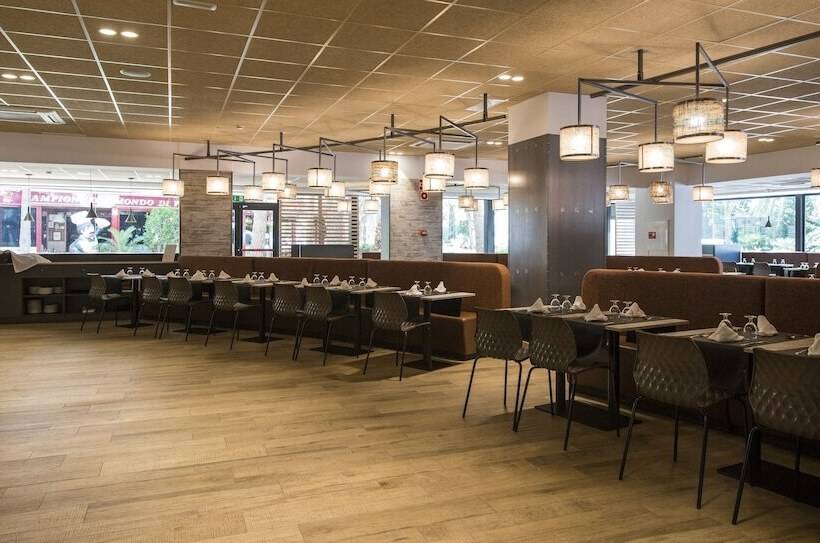 Aparthotel California