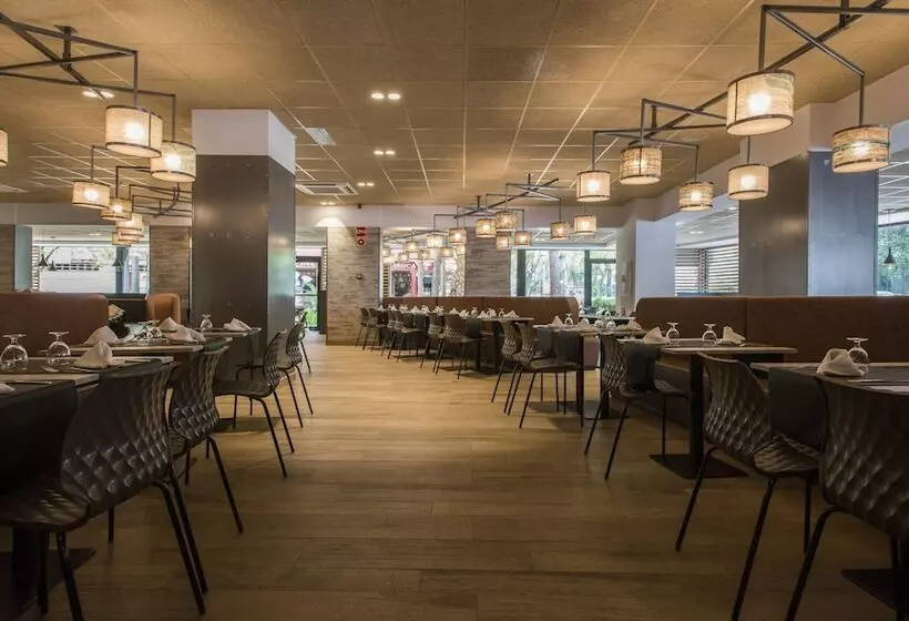 Aparthotel California