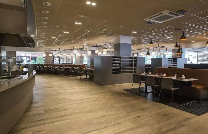 Aparthotel California