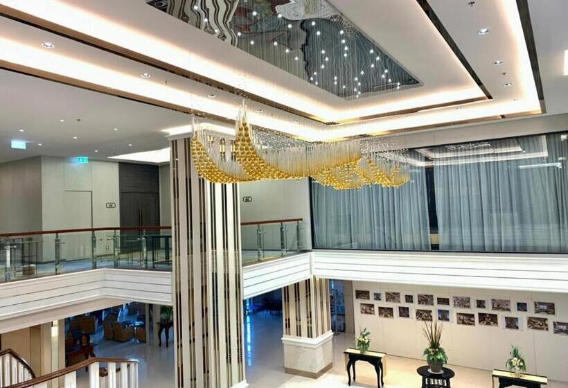 Amora Thapae Hotel Chiang Mai