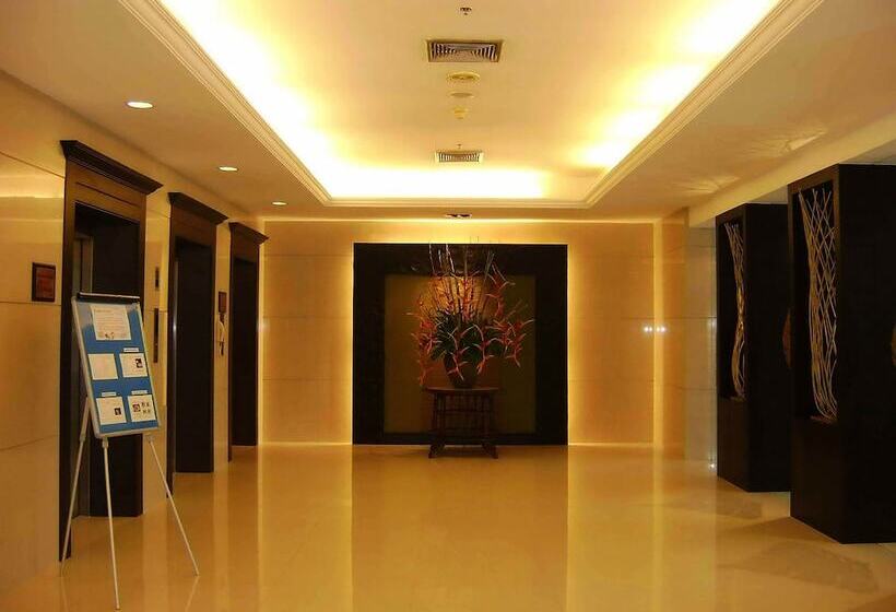 Amora Thapae Hotel Chiang Mai