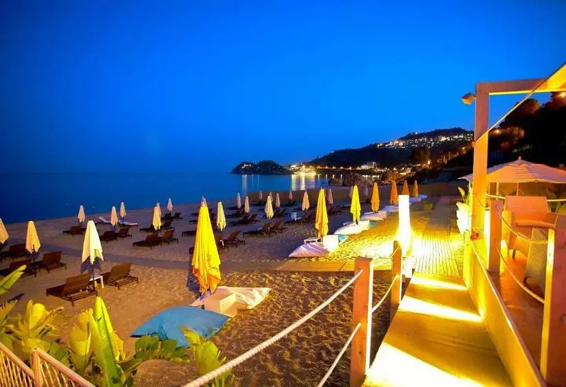 בית מלון כפרי Caparena