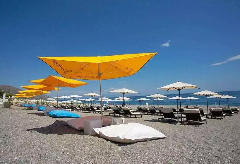 בית מלון כפרי Caparena