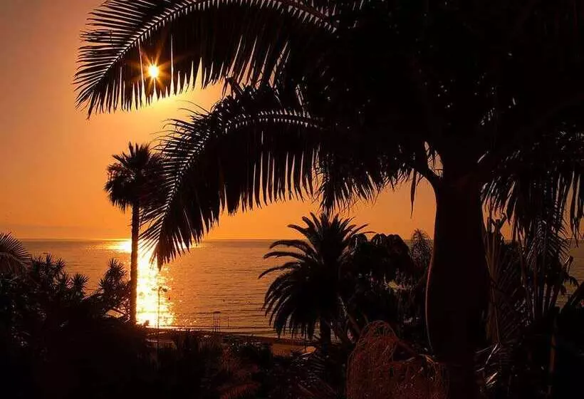 בית מלון כפרי Caparena