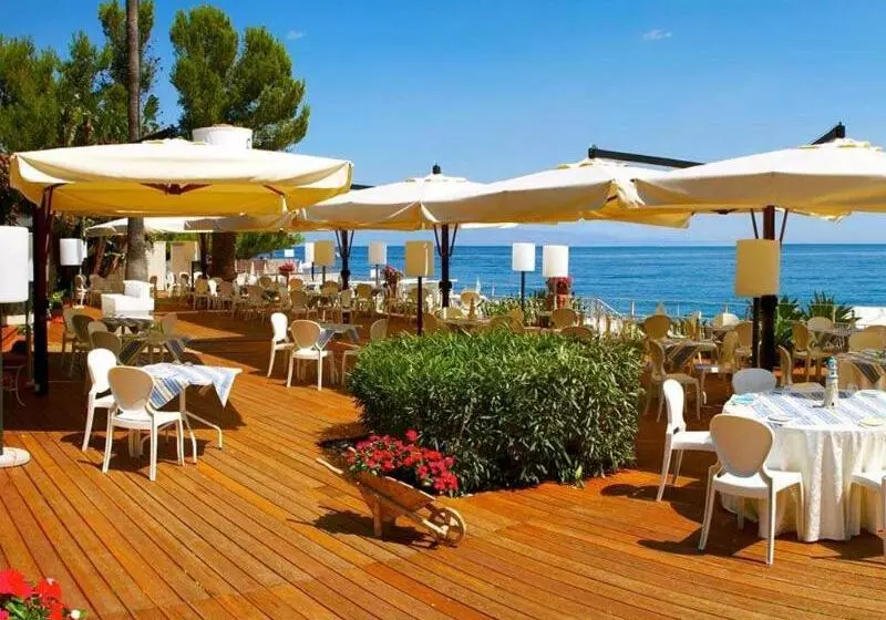 בית מלון כפרי Caparena