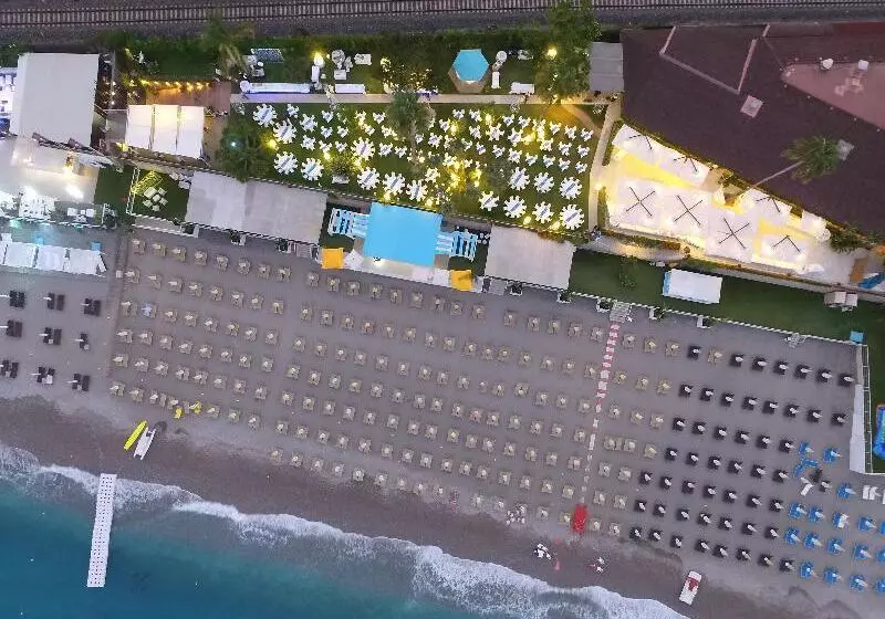 בית מלון כפרי Caparena