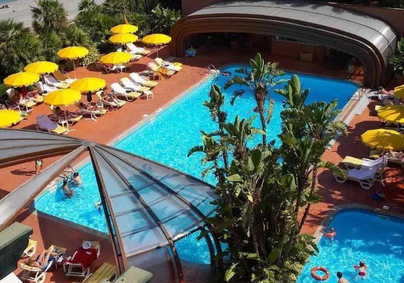 בית מלון כפרי Caparena