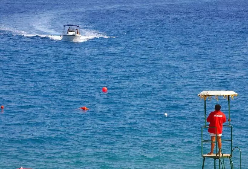 בית מלון כפרי Caparena