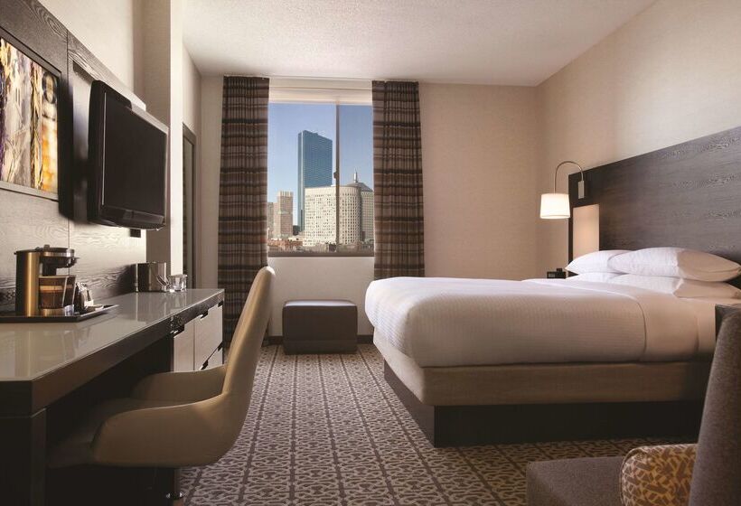 هتل Doubletree By Hilton Bostondowntown