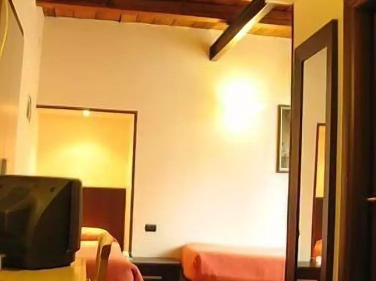 هتل Duomo View Naples