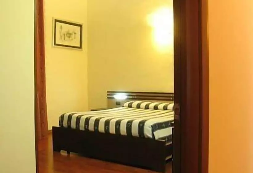 هتل Duomo View Naples