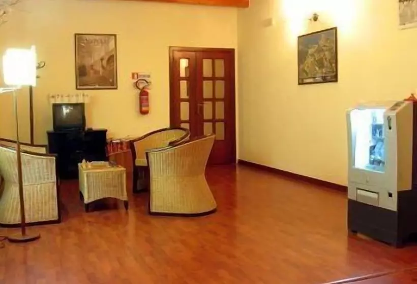 هتل Duomo View Naples