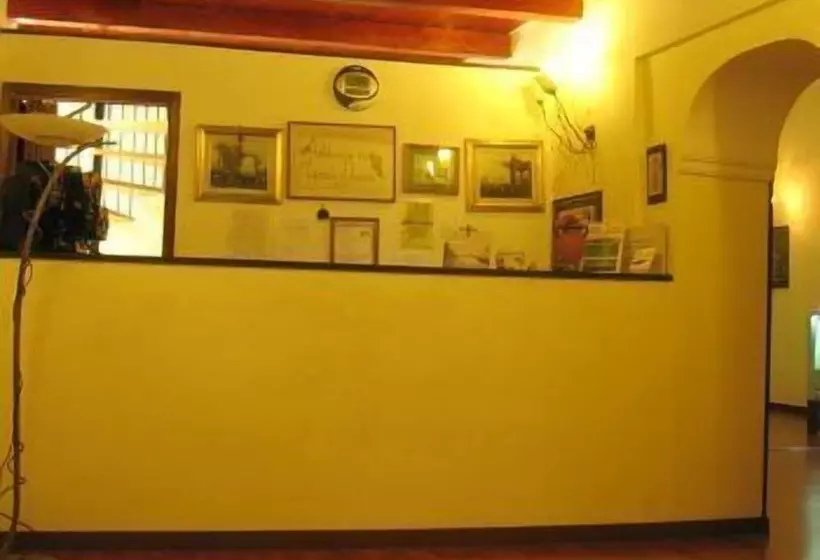 هتل Duomo View Naples