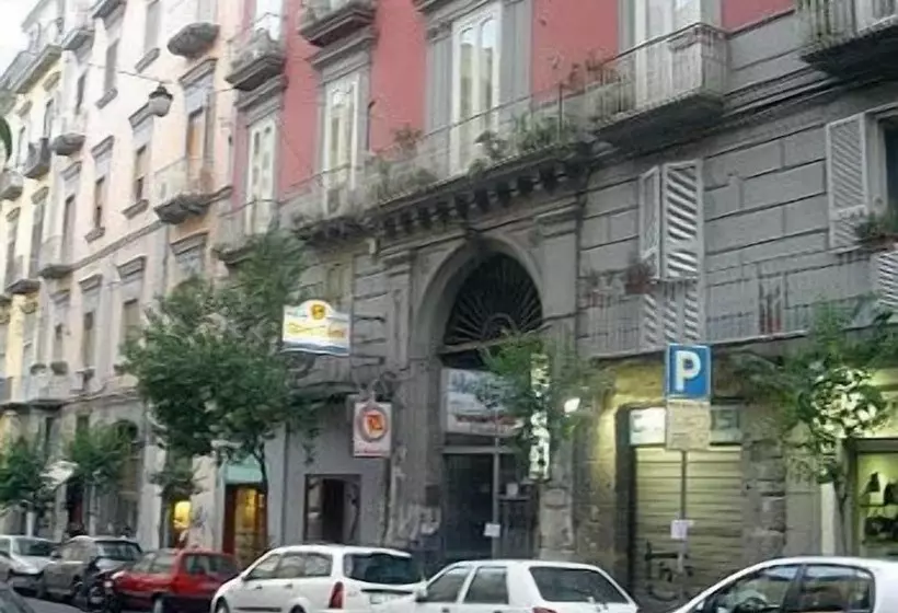 هتل Duomo View Naples