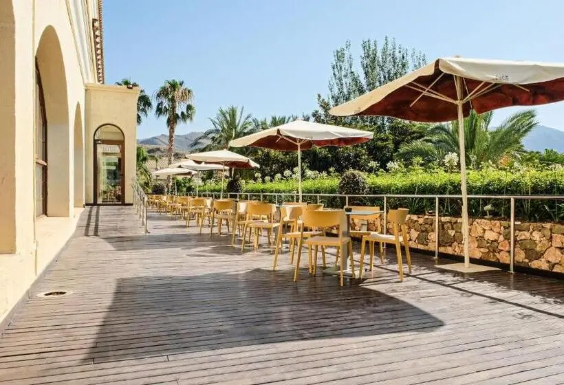 ホテル Envia Almeria Spa & Golf