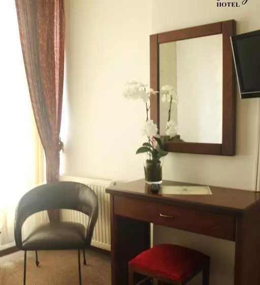 هتل Fatih Resadiye