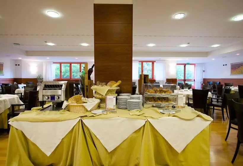 هتل Four Points By Sheraton Siena