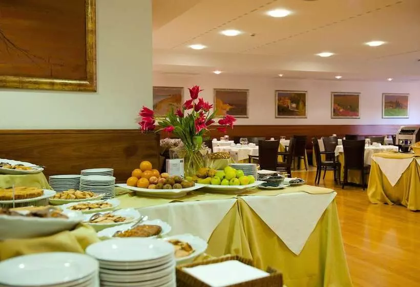 هتل Four Points By Sheraton Siena
