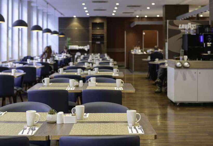 هتل Hilton Cologne