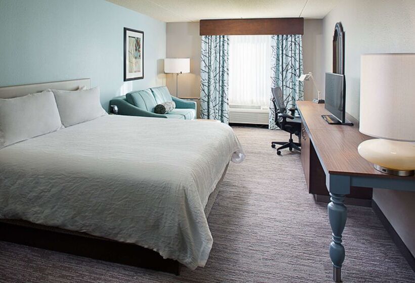 בית מלון כפרי Hilton Garden Inn Albany Airport