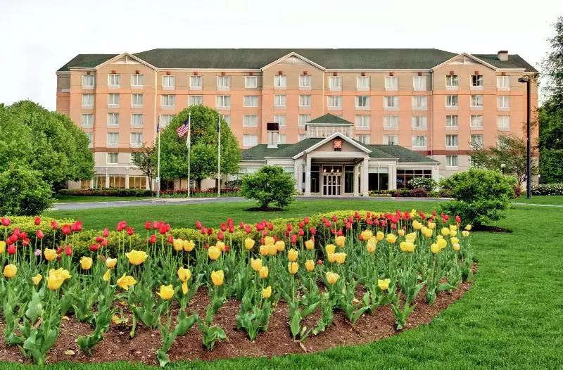 Отель Hilton Garden Inn Albany Airport