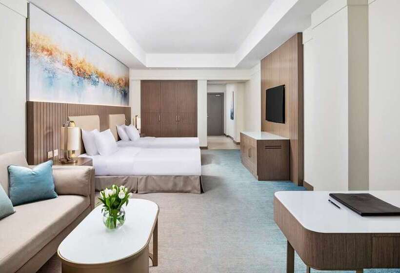 هتل Hilton Pyramids Golf