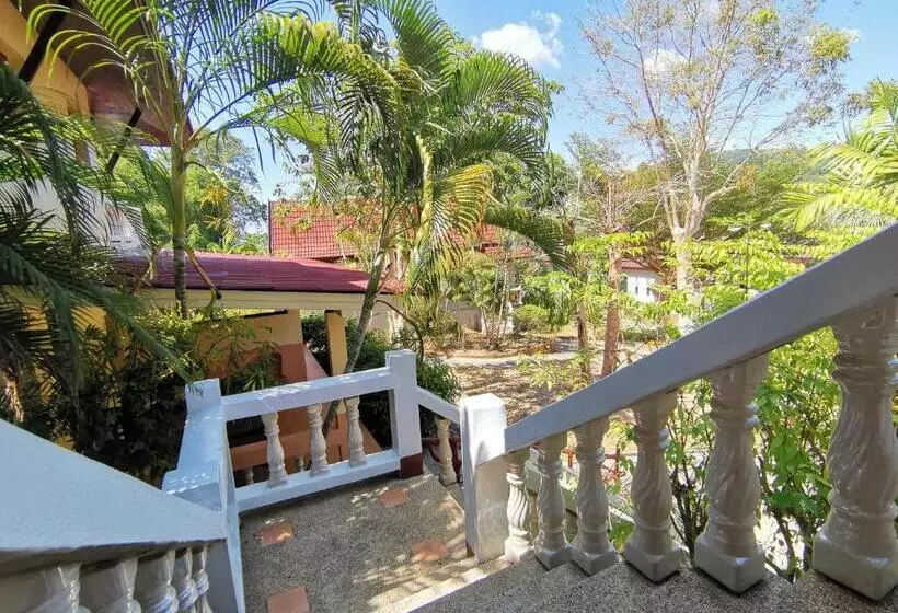 ホテル Holiday Villa, Lanta